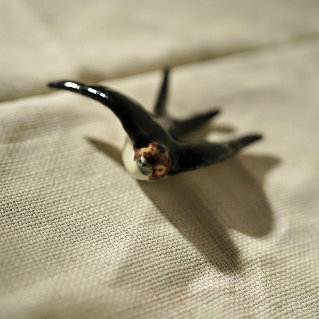 つばめ　陶器　壁掛け