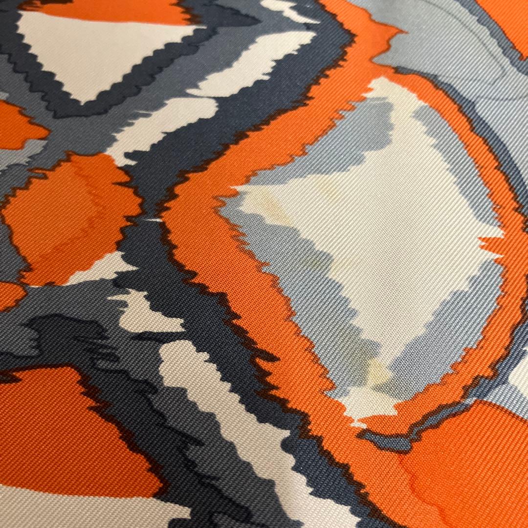 エルメス　スカーフ 90cm レア❣️ 銀座店オープン記念「GINZA2001」