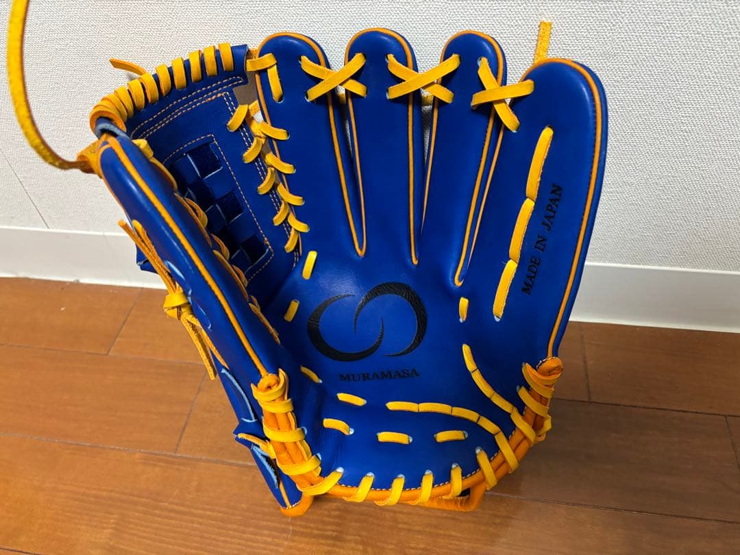 ［未使用品］硬式用　村正　投手用グラブ