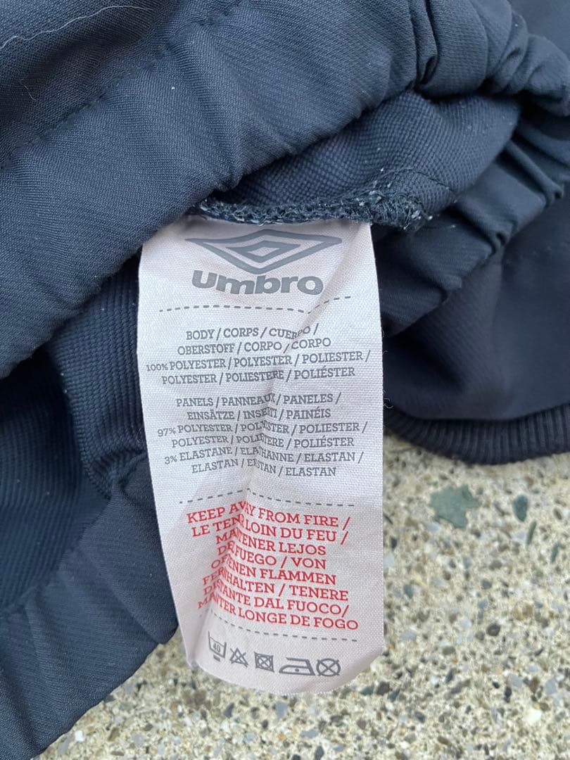 【美品】在原みゆ紀 UMBRO×イングランド代表/ドリルトップ/L