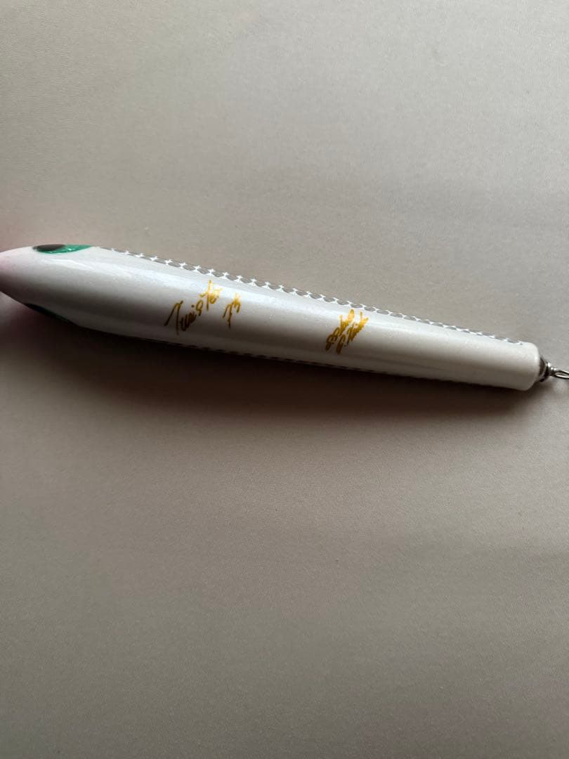 貝田ルアー ツイスターF5