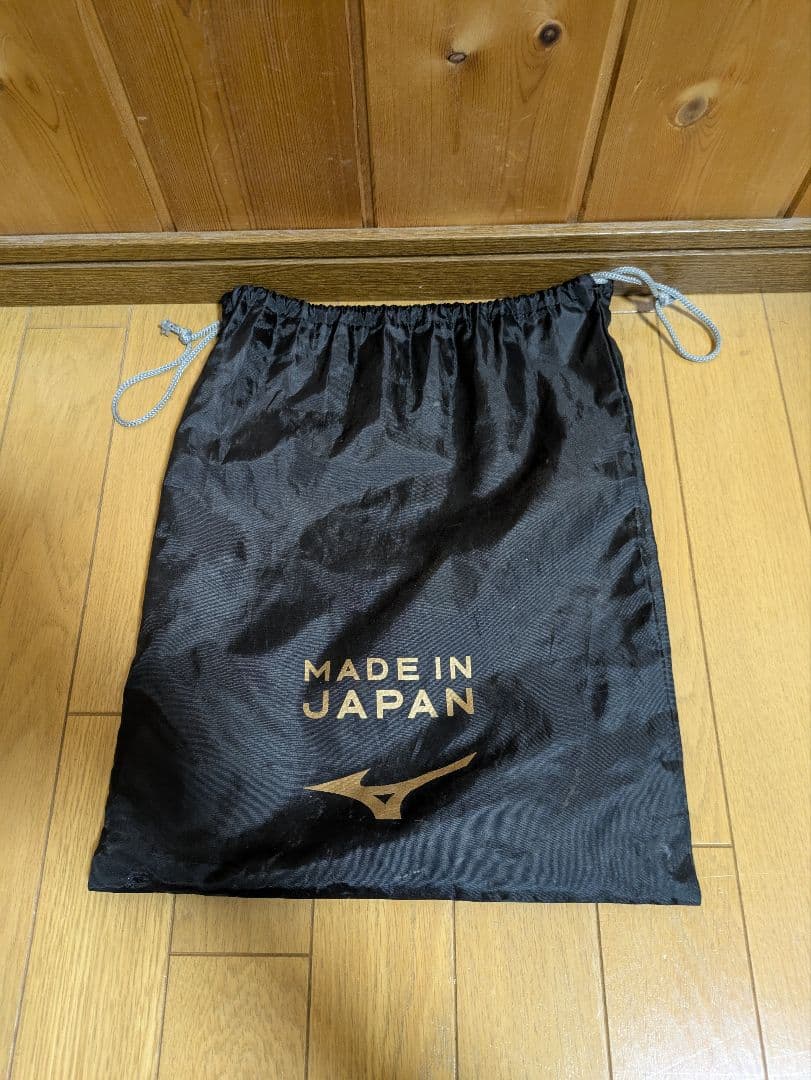 ナ*ト様 モレリアネオ2 JAPAN 24.5センチ パッションレッド