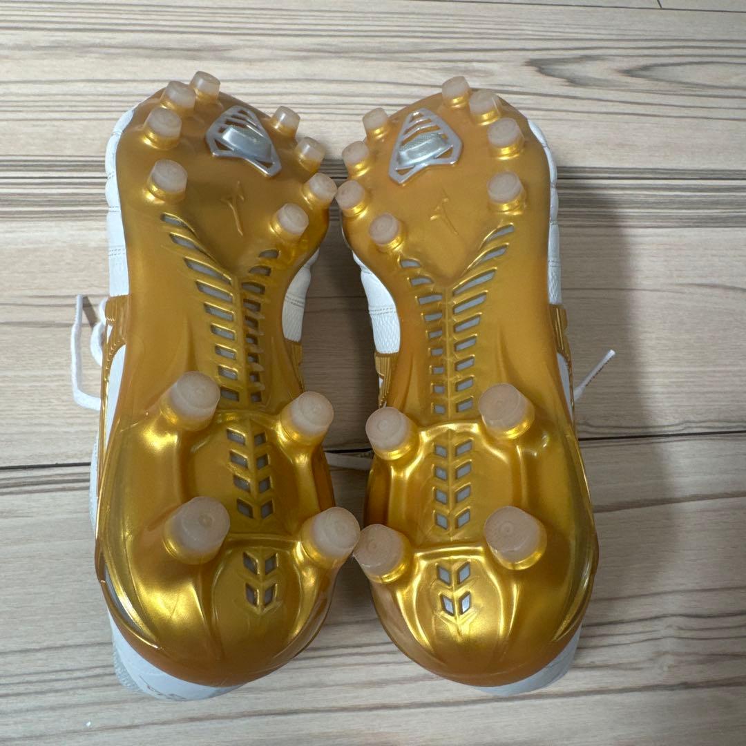 ミズノ モレリアネオ4β ホワイト×ゴールド 25.5㎝