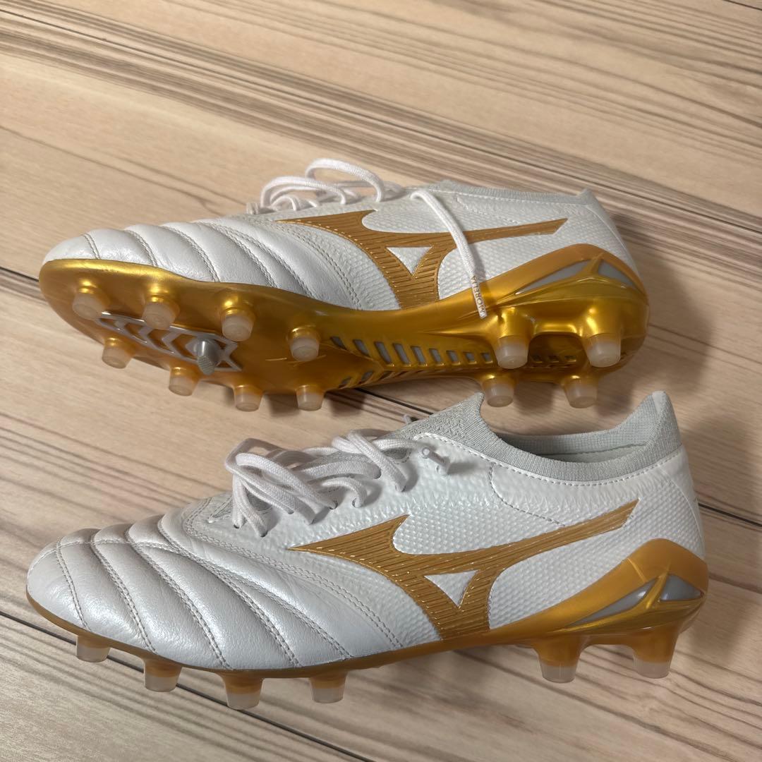 ミズノ モレリアネオ4β ホワイト×ゴールド 25.5㎝