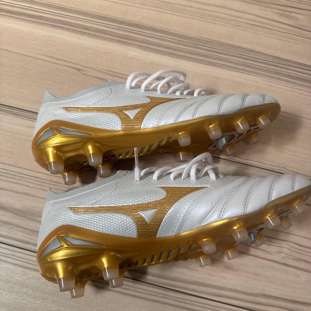 ミズノ モレリアネオ4β ホワイト×ゴールド 25.5㎝