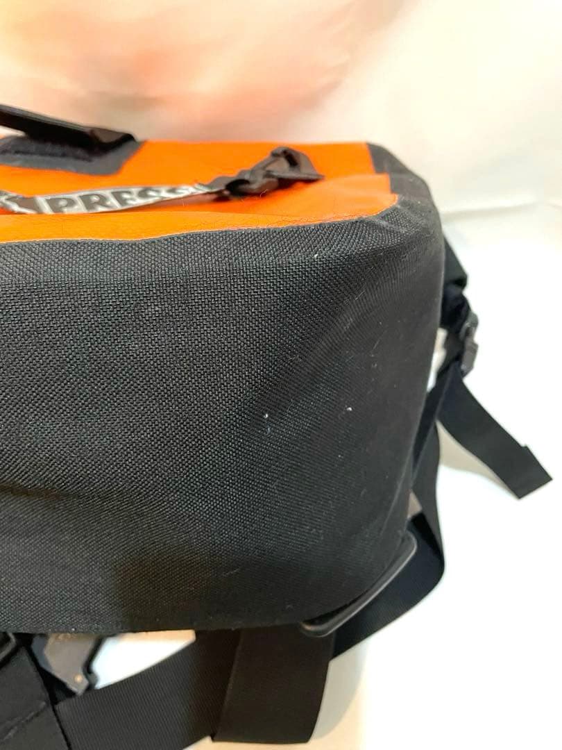 オルトリーブ メッセンジャーバッグ オレンジ