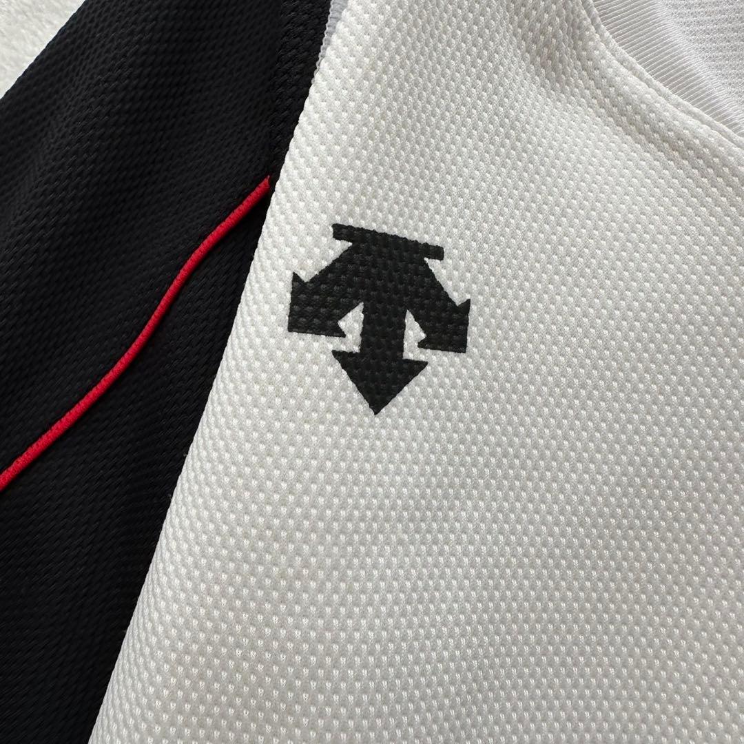 デサント　長袖バレーボール用ゲームシャツ（M）メッシュ　ロゴ　白黒系　スポーツ