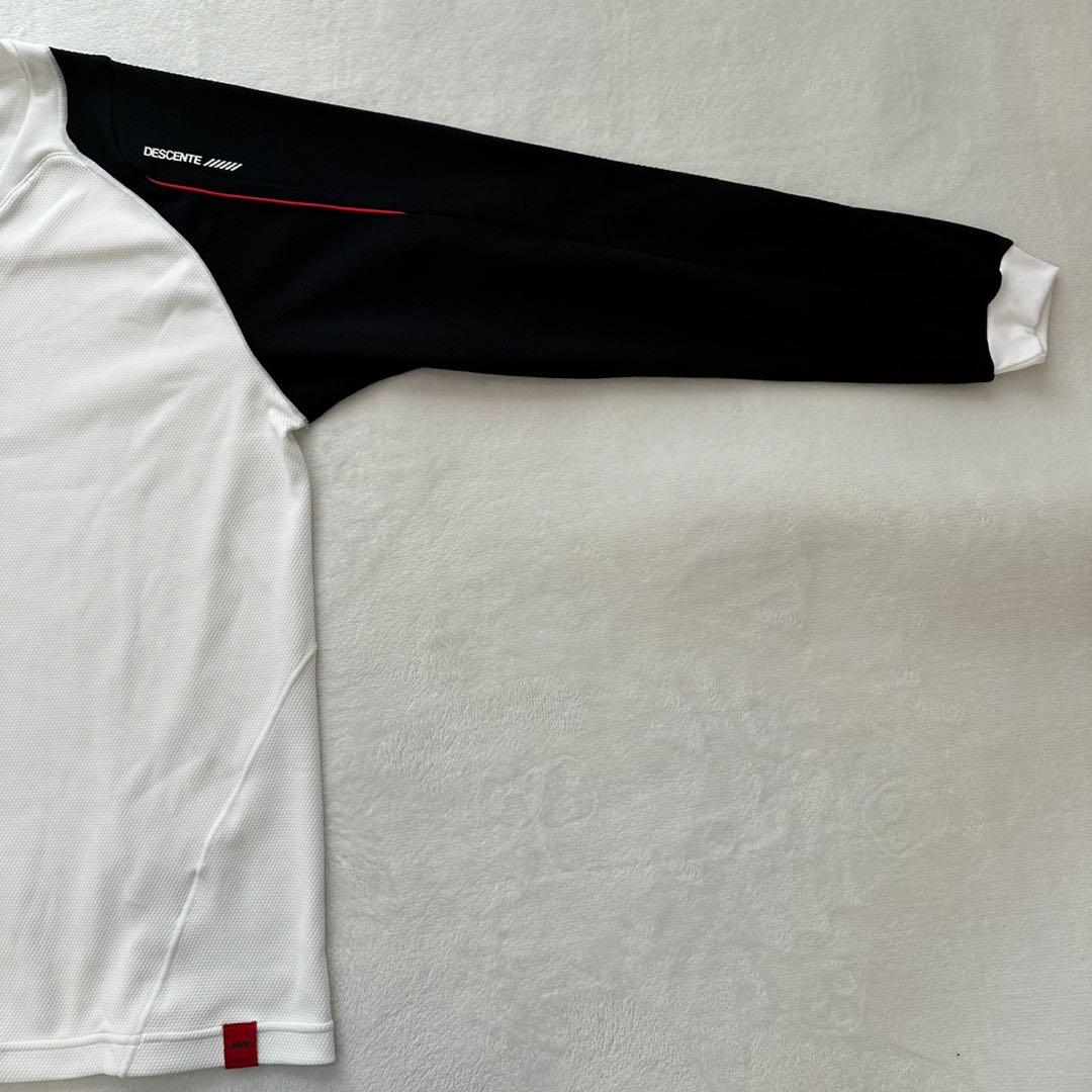 デサント　長袖バレーボール用ゲームシャツ（M）メッシュ　ロゴ　白黒系　スポーツ