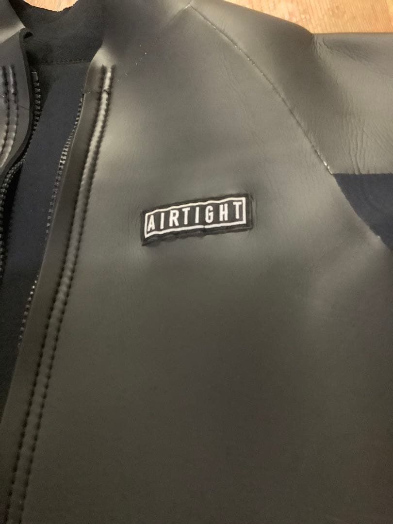 AIRTIGHT（エアタイト） タッパー　フロントジップ　メンズM 美品