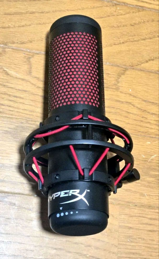 HyperX QuadCast　アーム付き