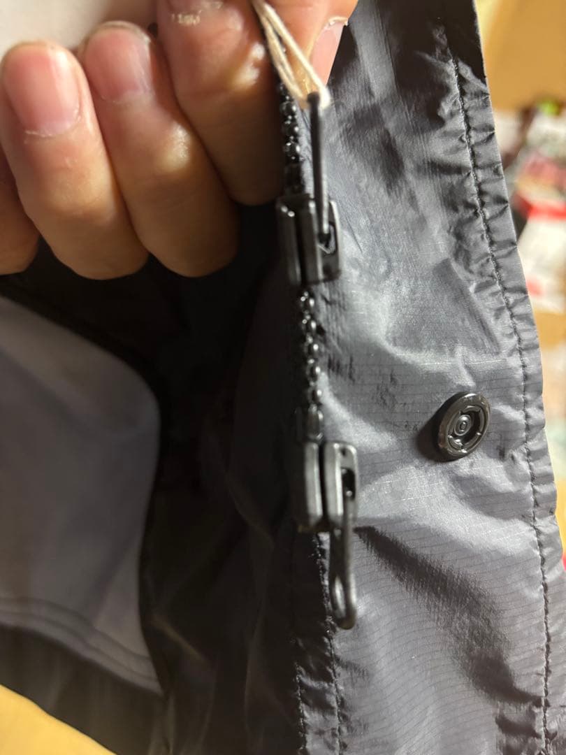 グラフェン+ フード付きレインウェア 黒　新品未使用