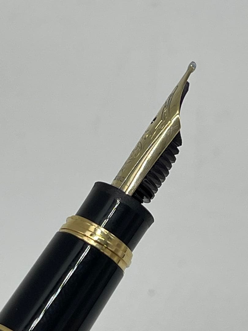 モンブラン マイスターシュテュック 万年筆 14K ブラック ゴールド