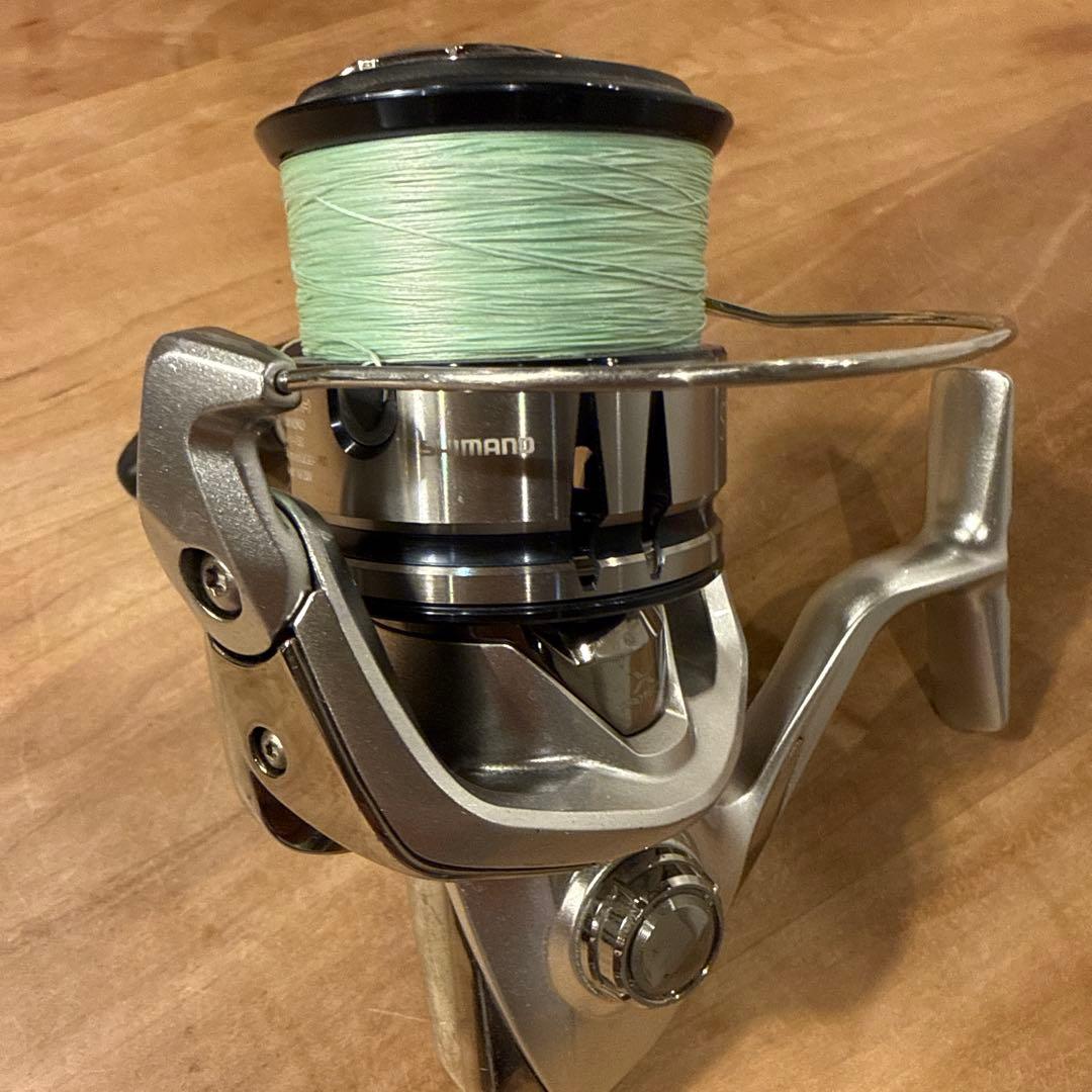SHIMANO STRADIC 4000 スピニングリール