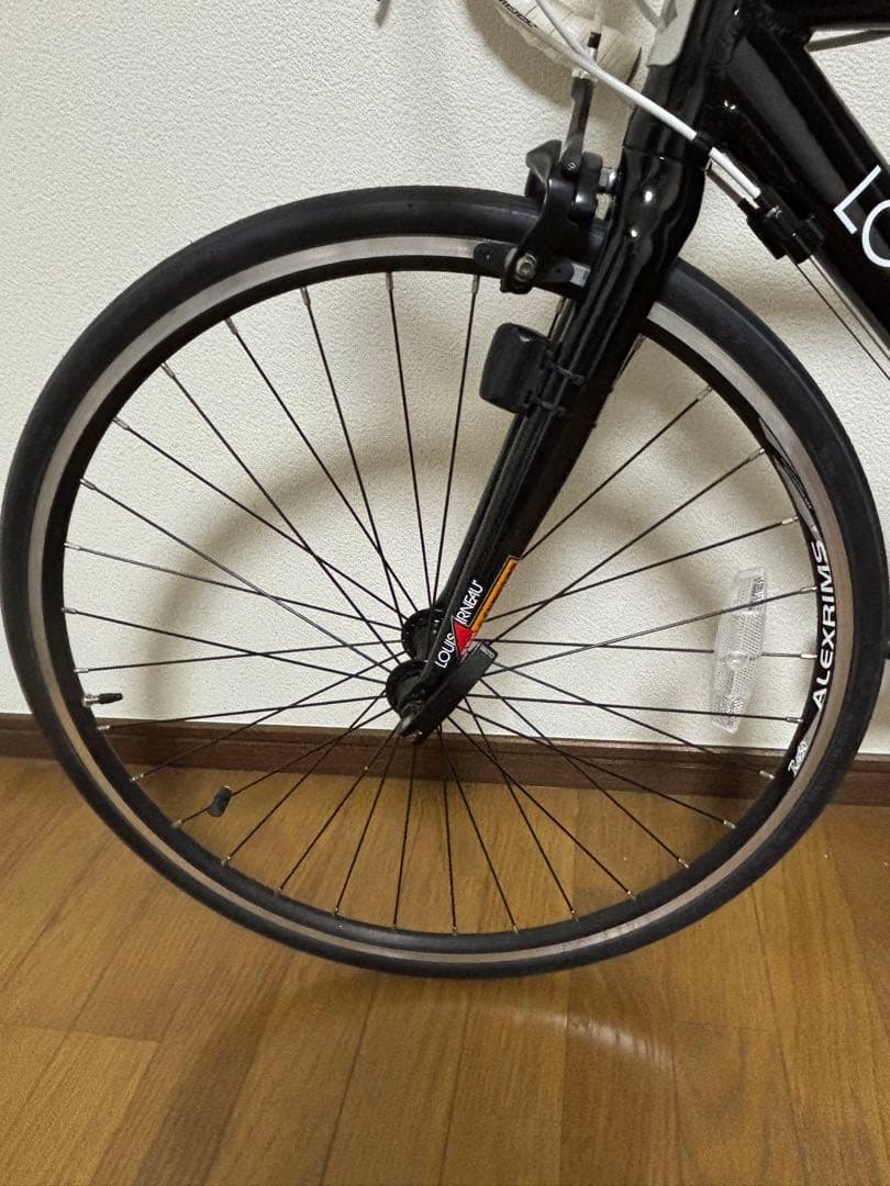 新品同様　LOUIS GARNEAU J24 Road ルイガノ　直接引取のみ