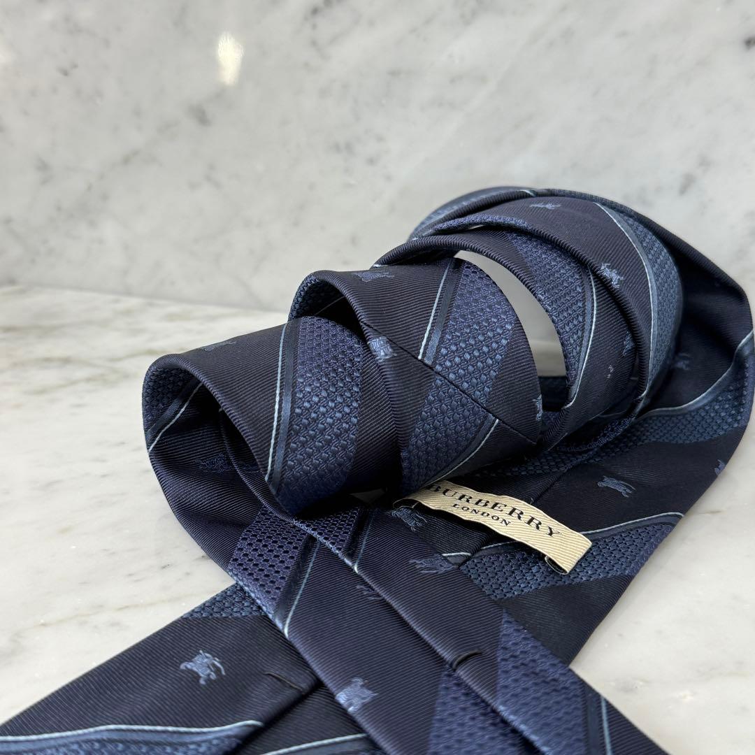 新品 未使用 BURBERRY バーバリー ネクタイ ネイビー ストライプ ロゴ
