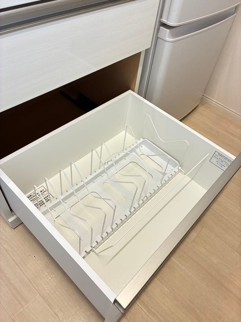 ホワイトキッチンカウンター 3引き出し　ニトリ