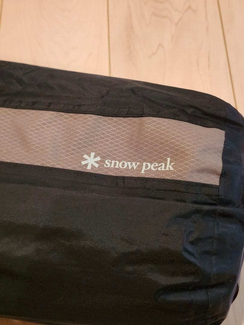 【極美品】 peak キャンピングマット 2.5W TM-193