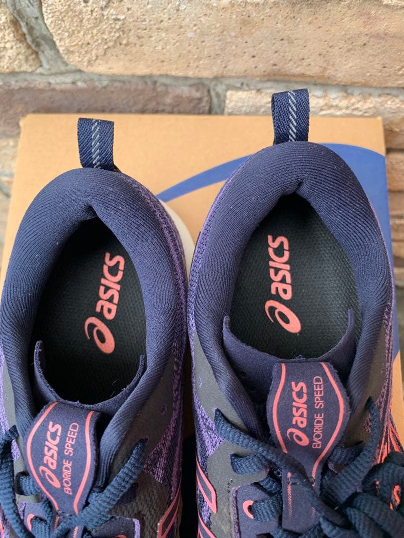 正規品美品！asics EvoRide SPEED 25.0cm ネイビー