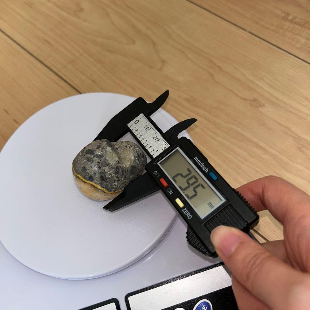 バンブルビージャスパー ハート② ぷっくり 天然石 置物