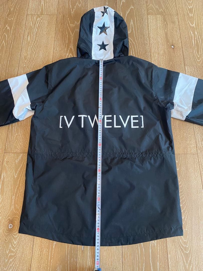 超美品 V12 V TWELVE ゴルフウェア ナイロンジャケット メンズ Ｌ