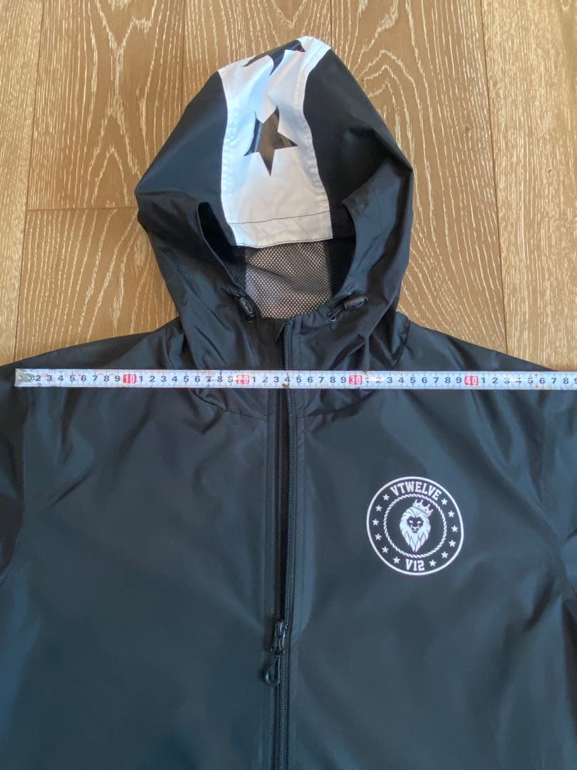 超美品 V12 V TWELVE ゴルフウェア ナイロンジャケット メンズ Ｌ