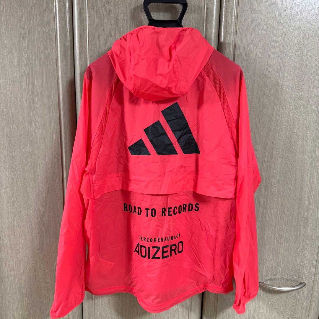 【新品タグ付き】アディゼロ Road to Recordsフーディー XLサイズ