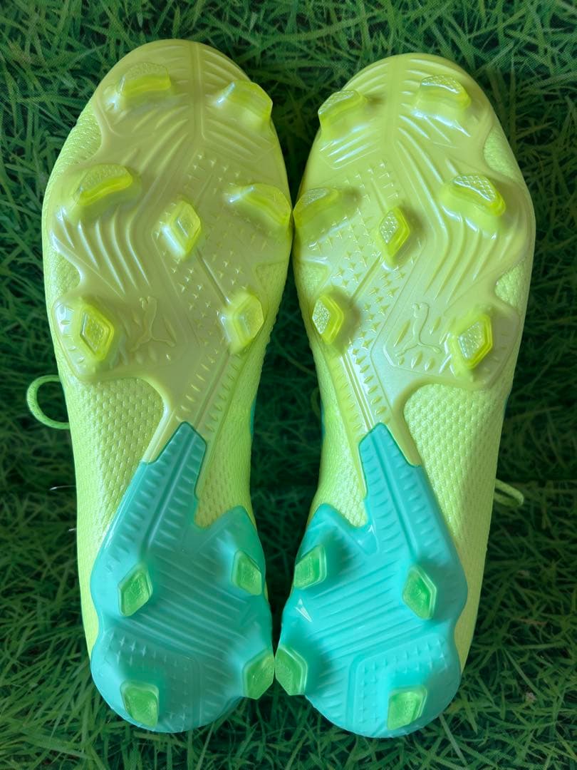 ☆新品☆送料無料☆PUMA(プーマ)FUTURE アルティメット FG/AG☆