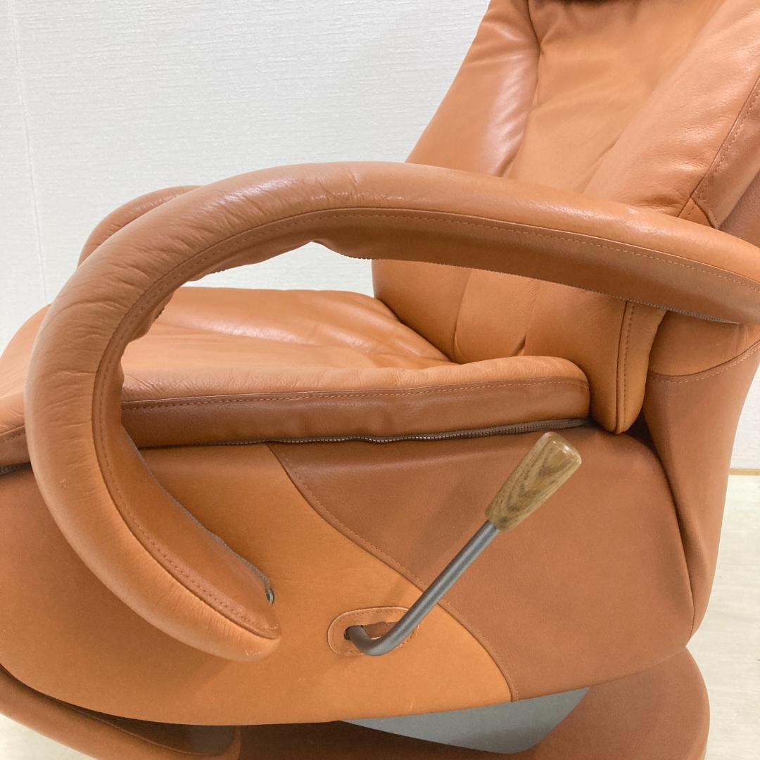 【カリモク】本革　リクライナー　回転　リクライニングソファ　パーソナルチェア