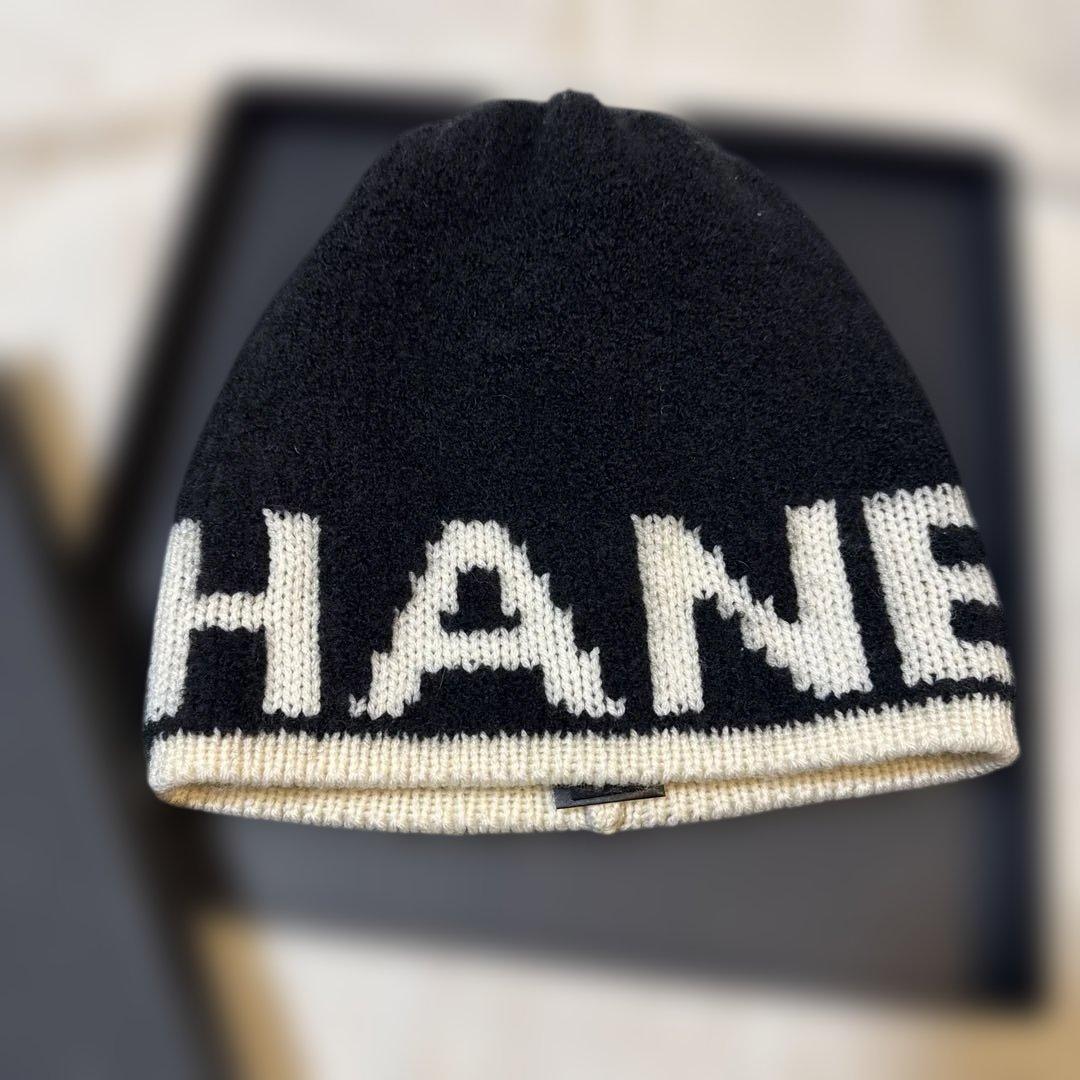 CHANEL シャネルニット帽 黒/白