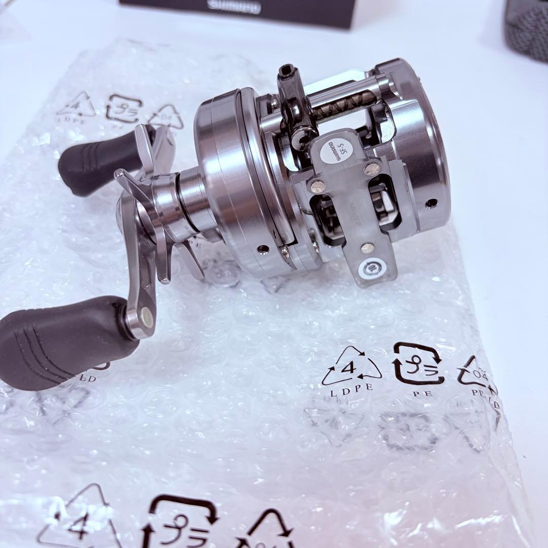 20カルカッタコンクエスト200DC HG SHIMANO リール　釣り