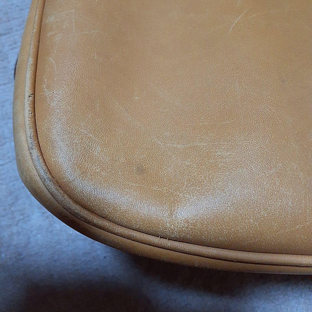 FENDIキャメル色レザー バッグ