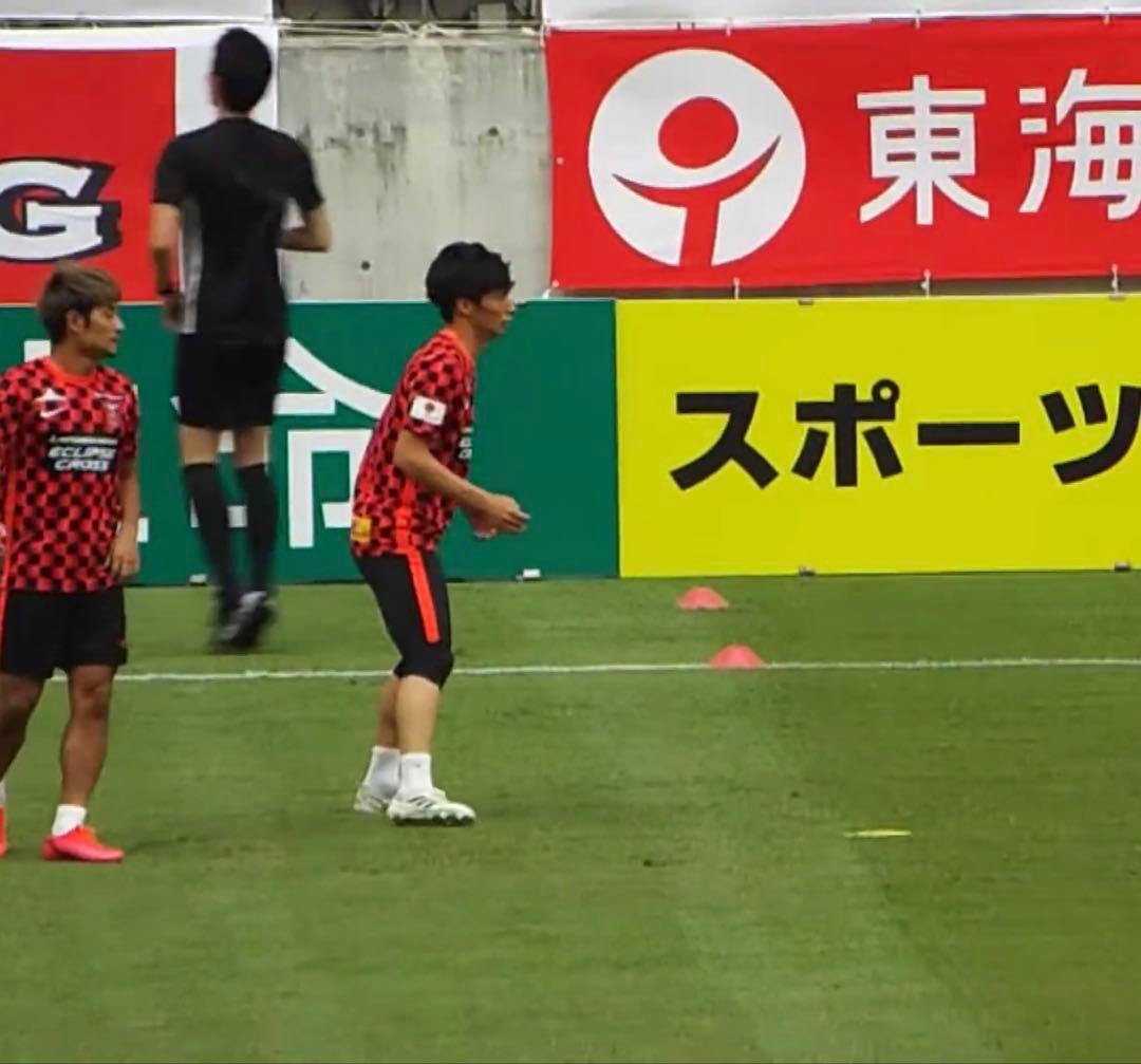 美品 ナイキ 浦和レッズ 2020 プレマッチトップ トレーニングウェア