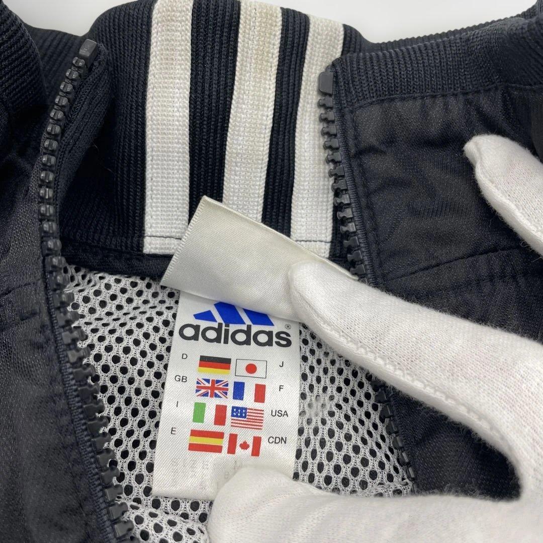 adidas（アディダス）ヴィンテージ感漂うナイロンセットアップ上下セット