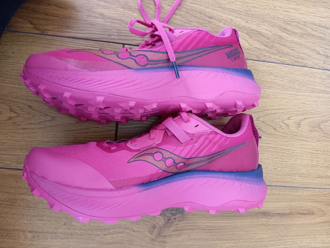 （未使用）Saucony エンドルフィンエッジ 26.0cm