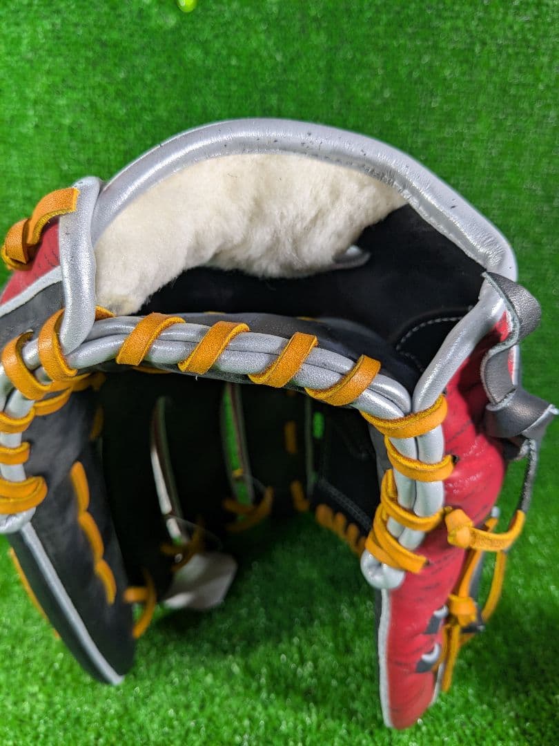 ミズノプロ　軟式　投手用　2024セレクションモデル　1AJGR31201