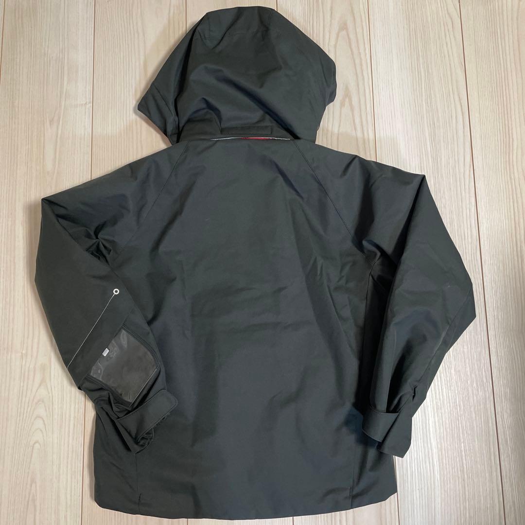 スキーウェア　ジュニア　キッズ　デサント