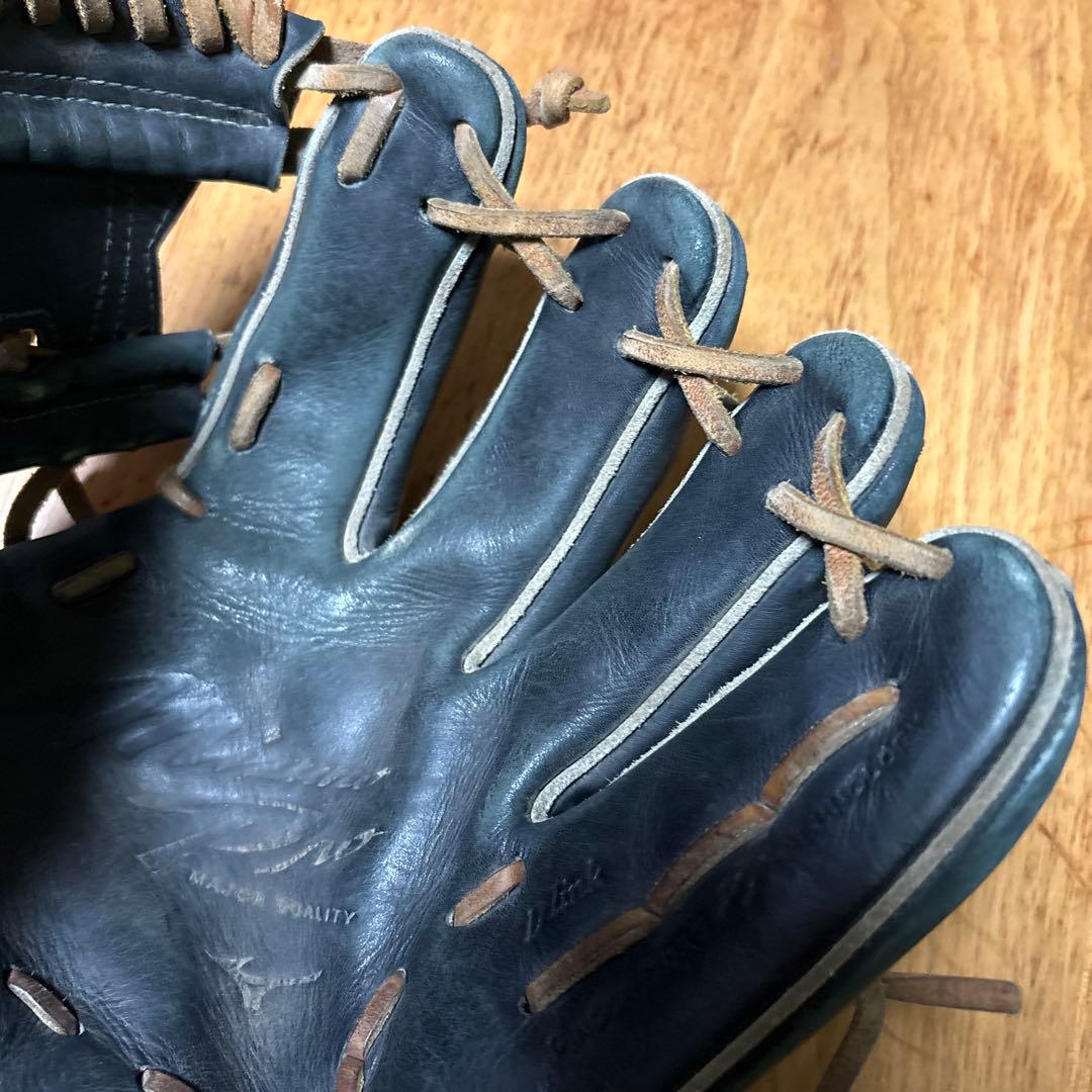 Mizuno 硬式グローブ 黒 レザー　限定モデル　内野手用
