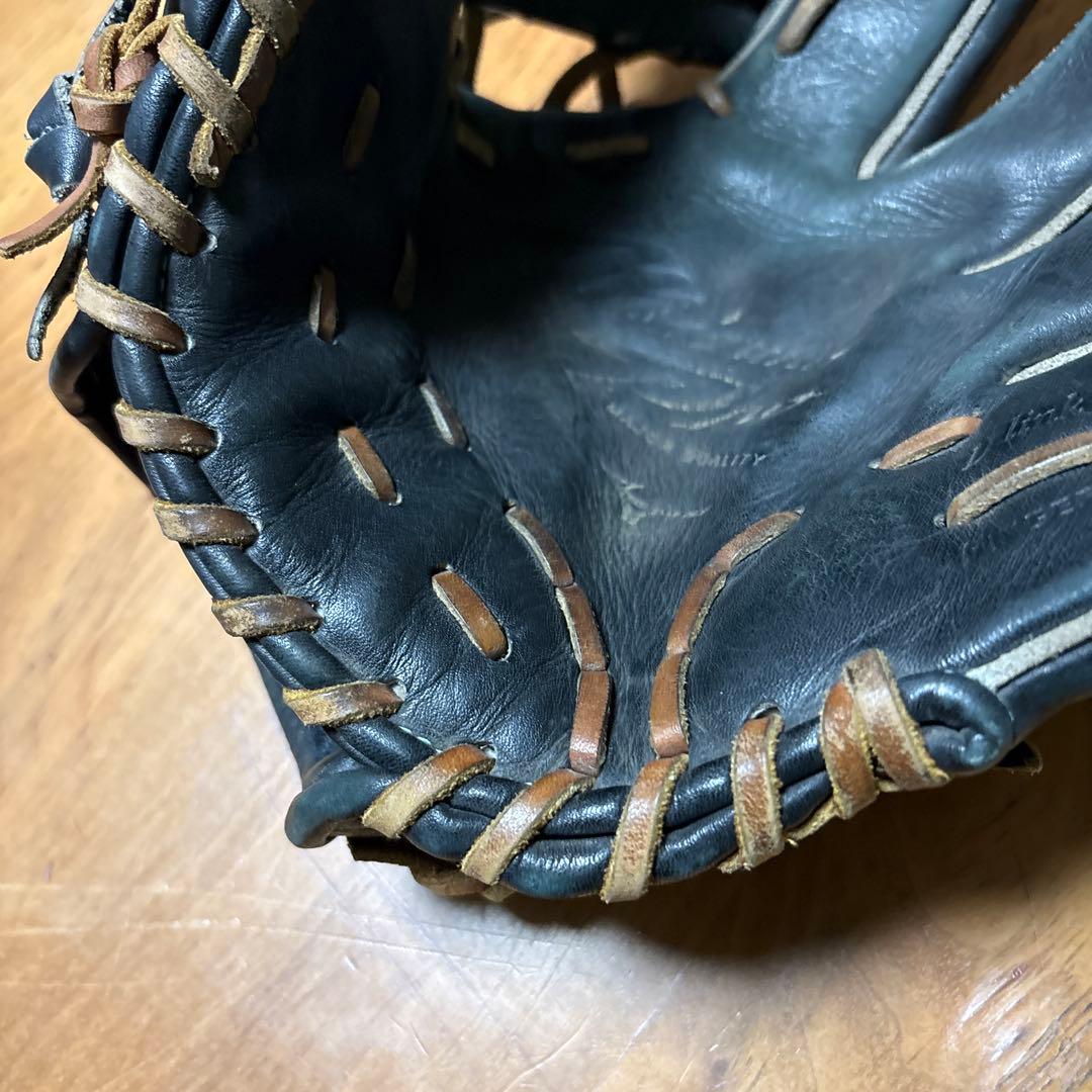 Mizuno 硬式グローブ 黒 レザー　限定モデル　内野手用