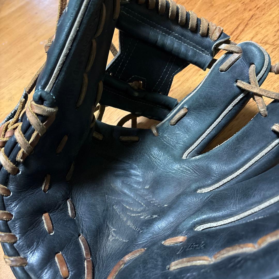 Mizuno 硬式グローブ 黒 レザー　限定モデル　内野手用