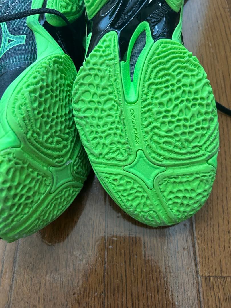 Mizuno バレーボールシューズ ウエーブライトニングエリート25.0㎝