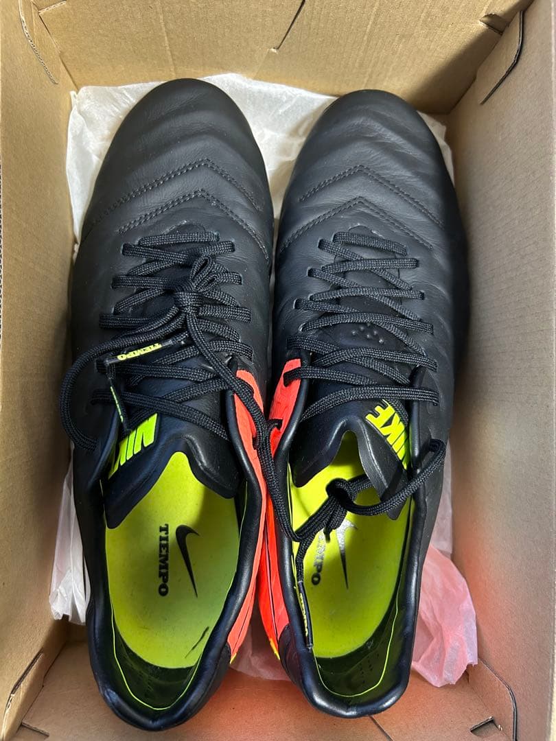 ナイキ サッカースパイク ティエンポ レジェンド6 FG 28cm