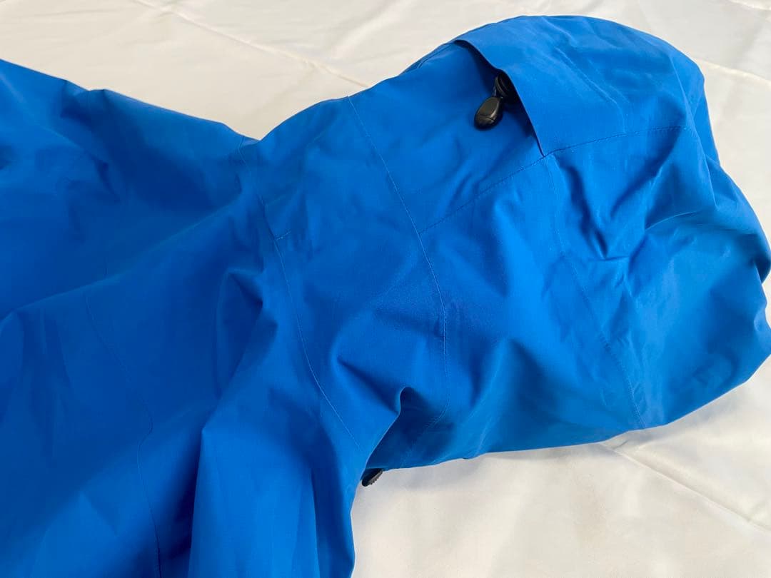 美品 BURTON ak GORE‑TEX 2L Swash Jacket S