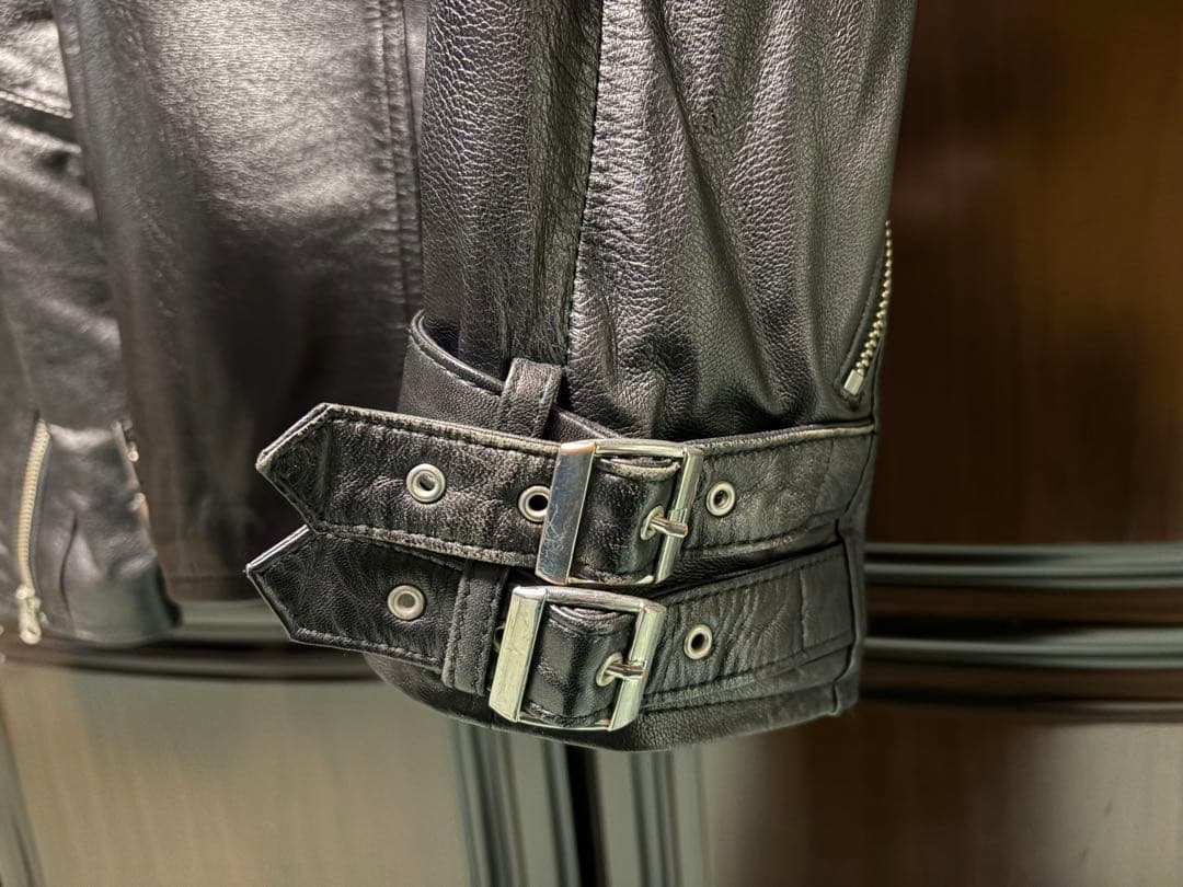 ライダースジャケット　シングル　レザーブルゾン　NEUTRAL INFINITY