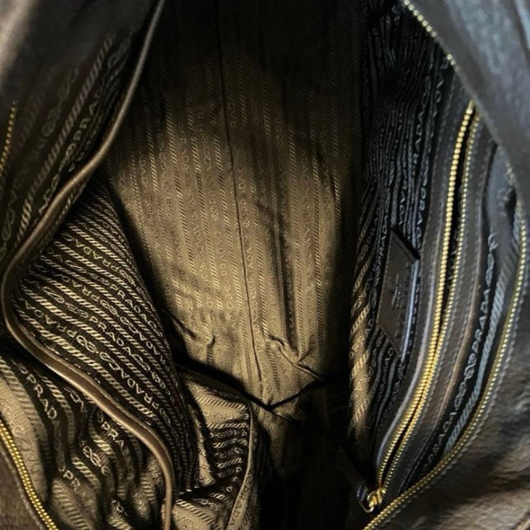 プラダ　PRADA レザートートバッグ