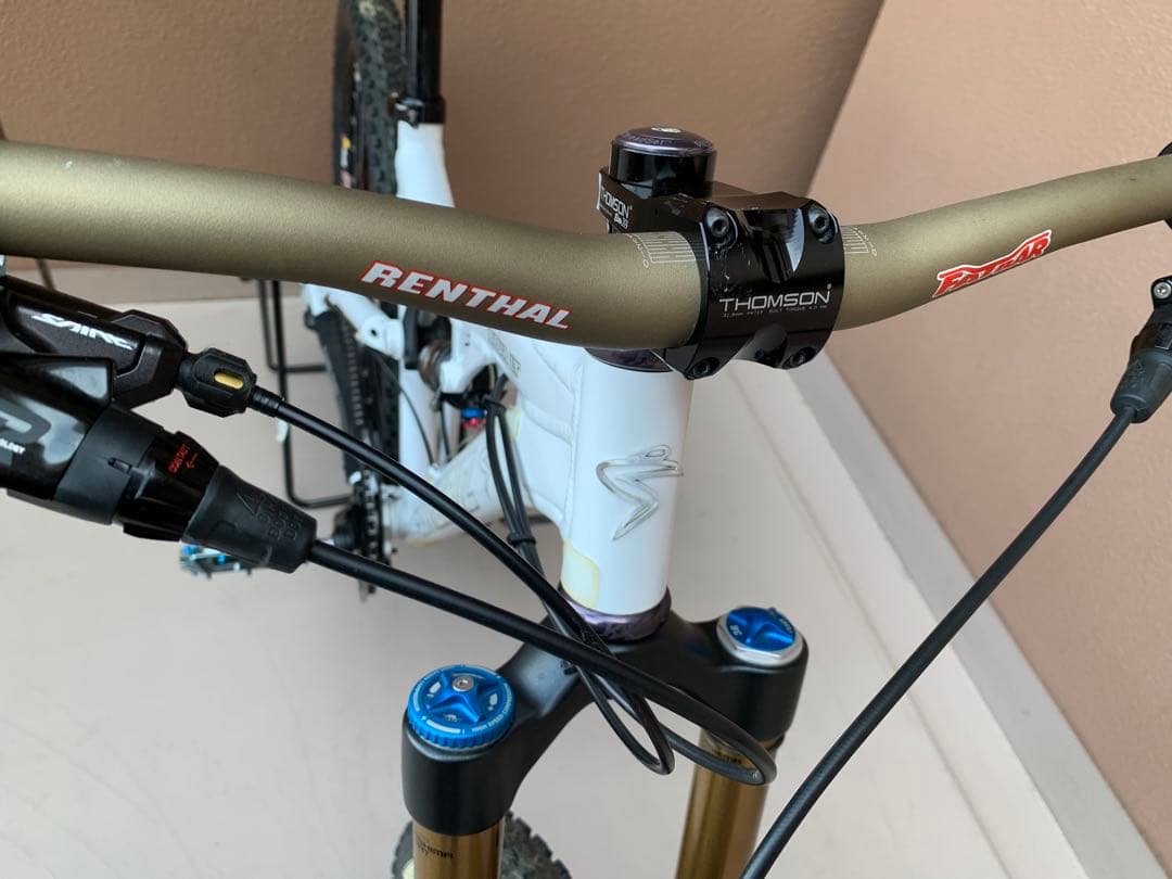 サンタクルーズ　SANTA CRUZ BLUR LT マウンテンバイク