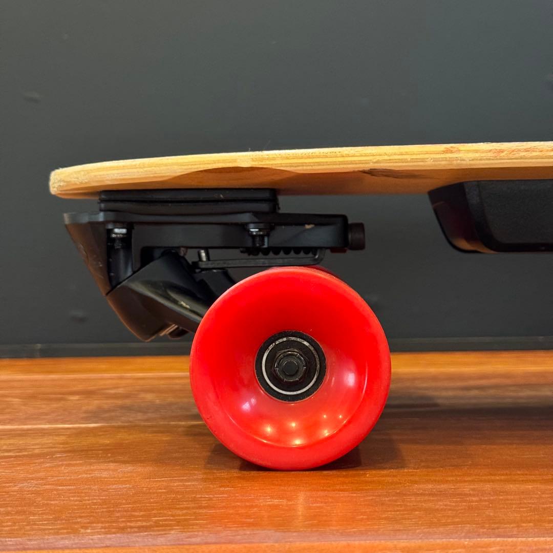 【難あり】Bmove Pro 電動スケートボード