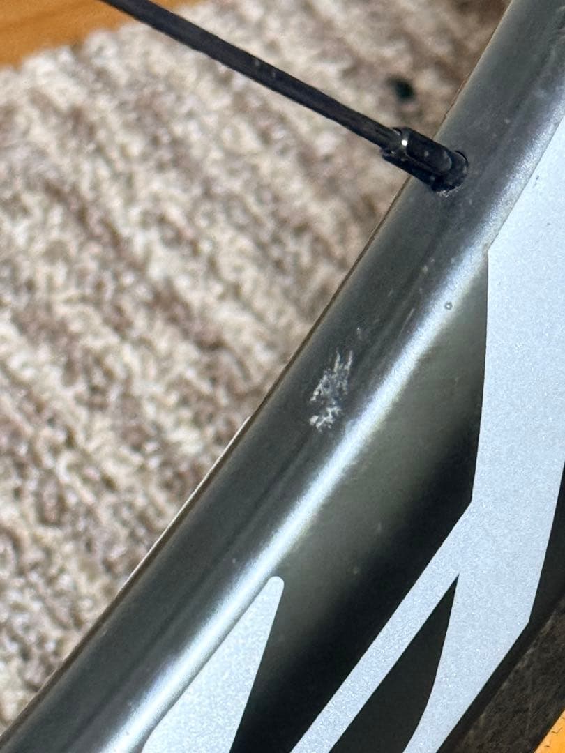 【最終出品】FAR カーボンホイール 700C ブラック