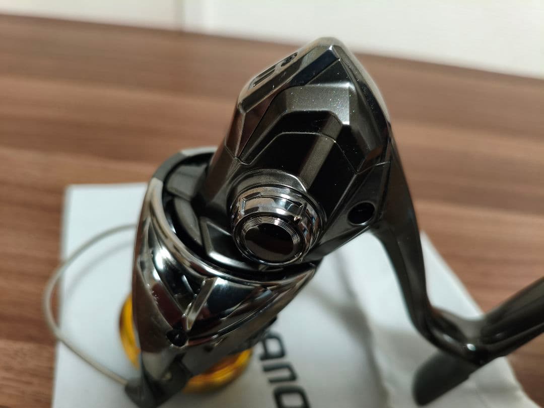 シマノ 20 ツインパワー 2500S スピニングリール SHIMANO