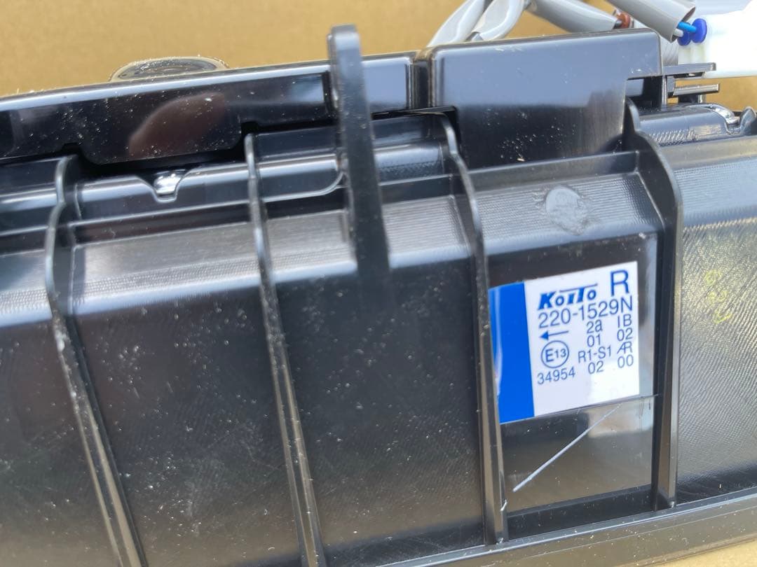 KOITO 小糸製作所 LEDテールランプ2連タイプ