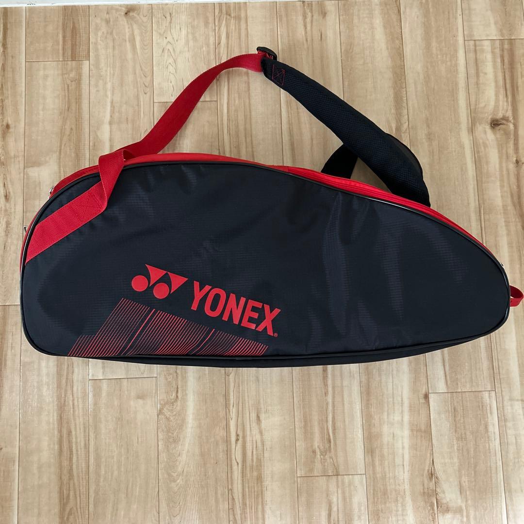 【美品】YONEX バドミントンバッグ 黒/赤
